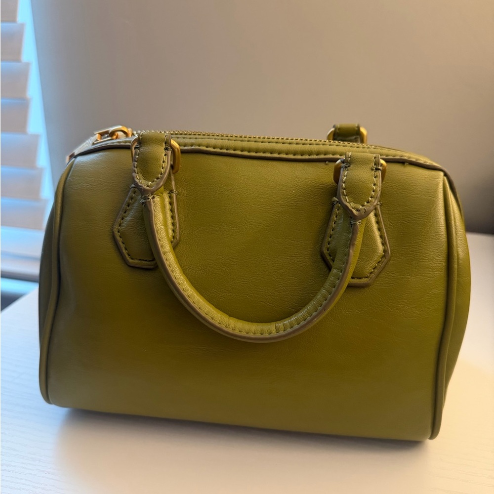 Zara Green Mini Bag faux leather.